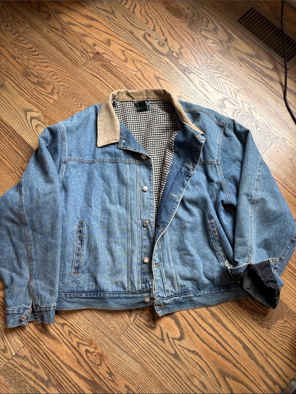 J. Crew 90s Vintage Jean Jacket with Suede Collar and Wool Houndstooth Lining XL
